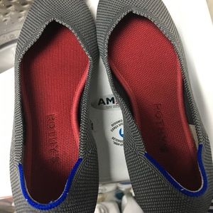 These are super cut and in great condition no smells freshly laundered ready